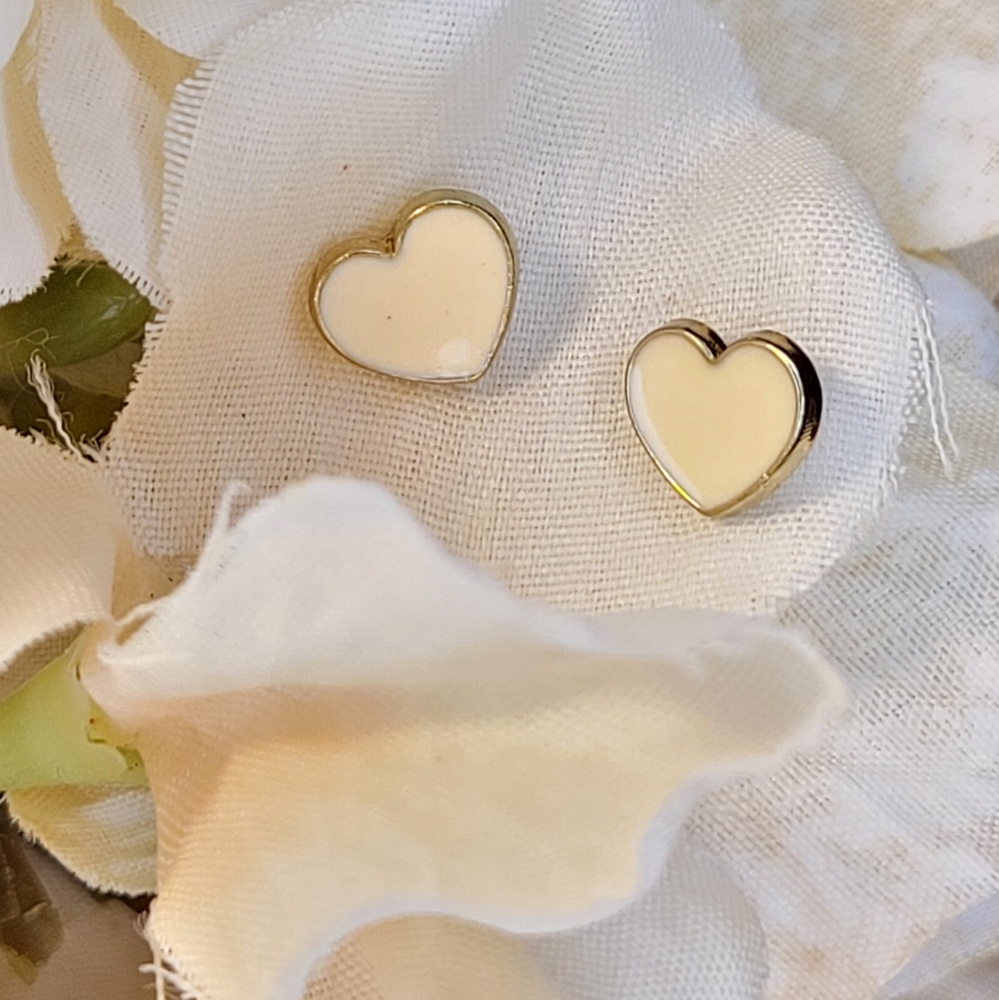 💍 Beautiful heart earrings